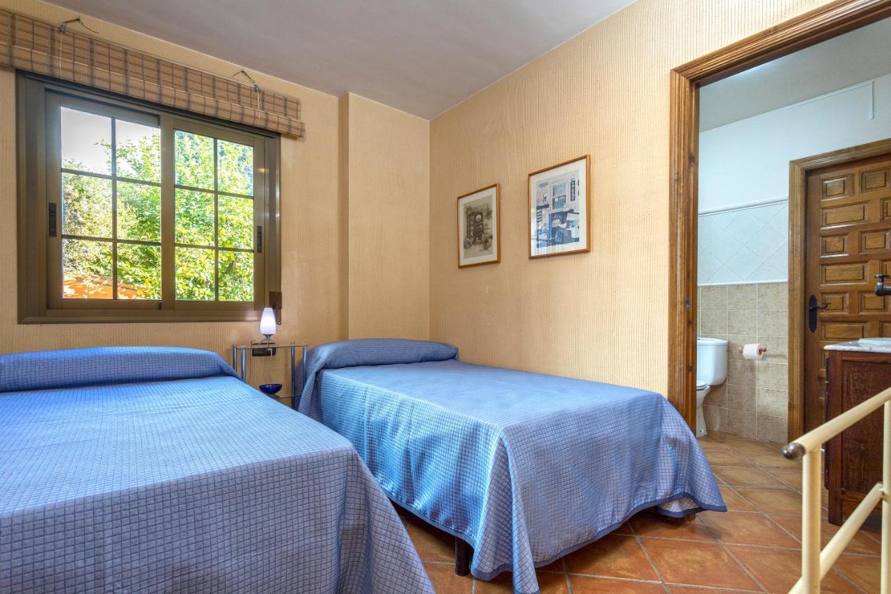 Casa Flores Con Piscina Interior Climatizada Alcaucín Dış mekan fotoğraf