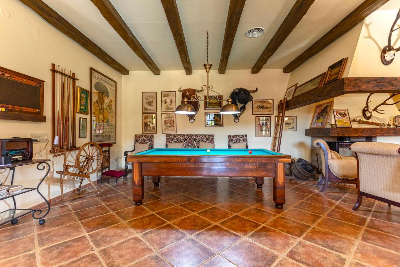 Casa Flores Con Piscina Interior Climatizada Alcaucín Dış mekan fotoğraf